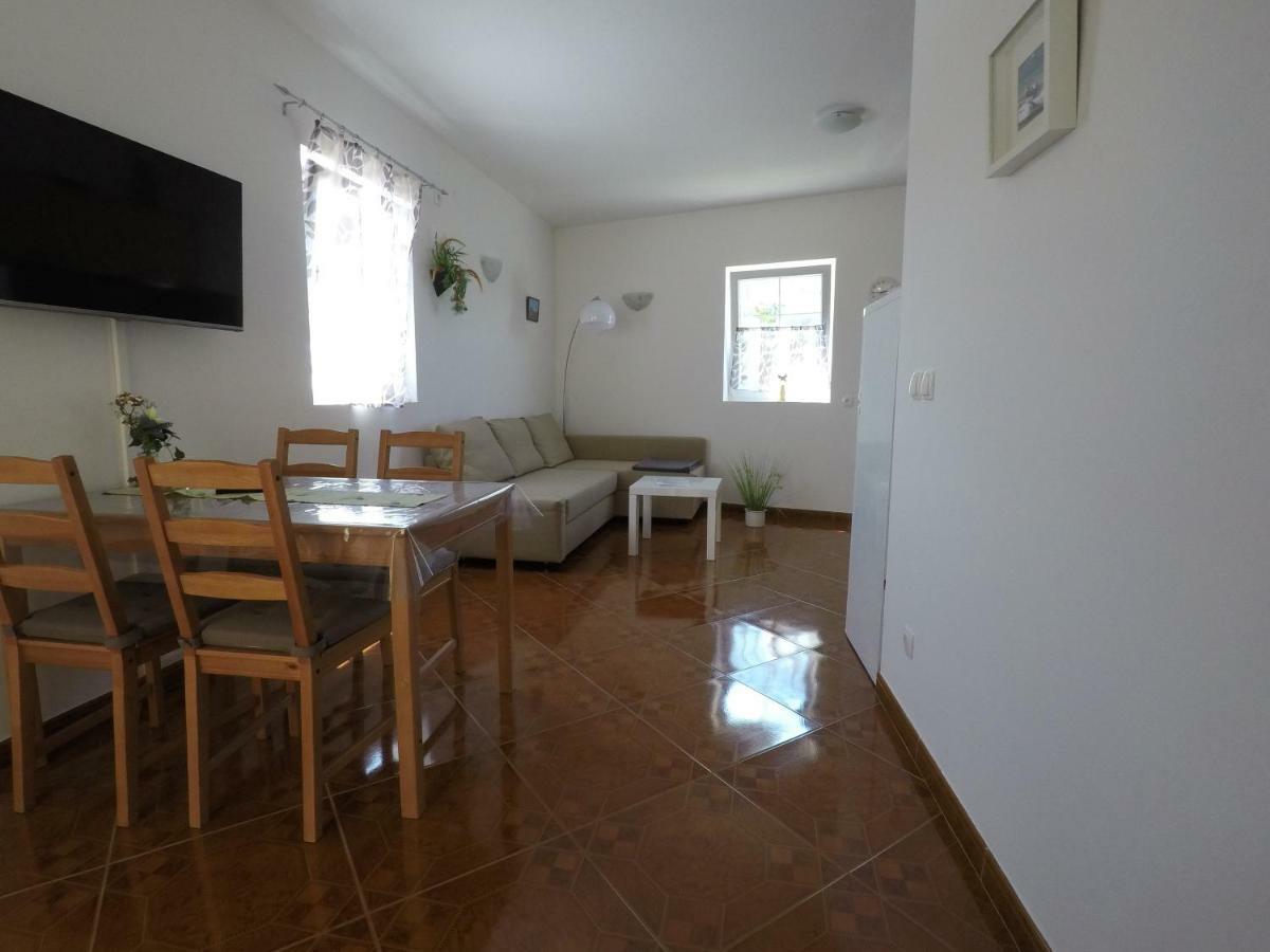 Apartments Pegla Nerezine Kültér fotó
