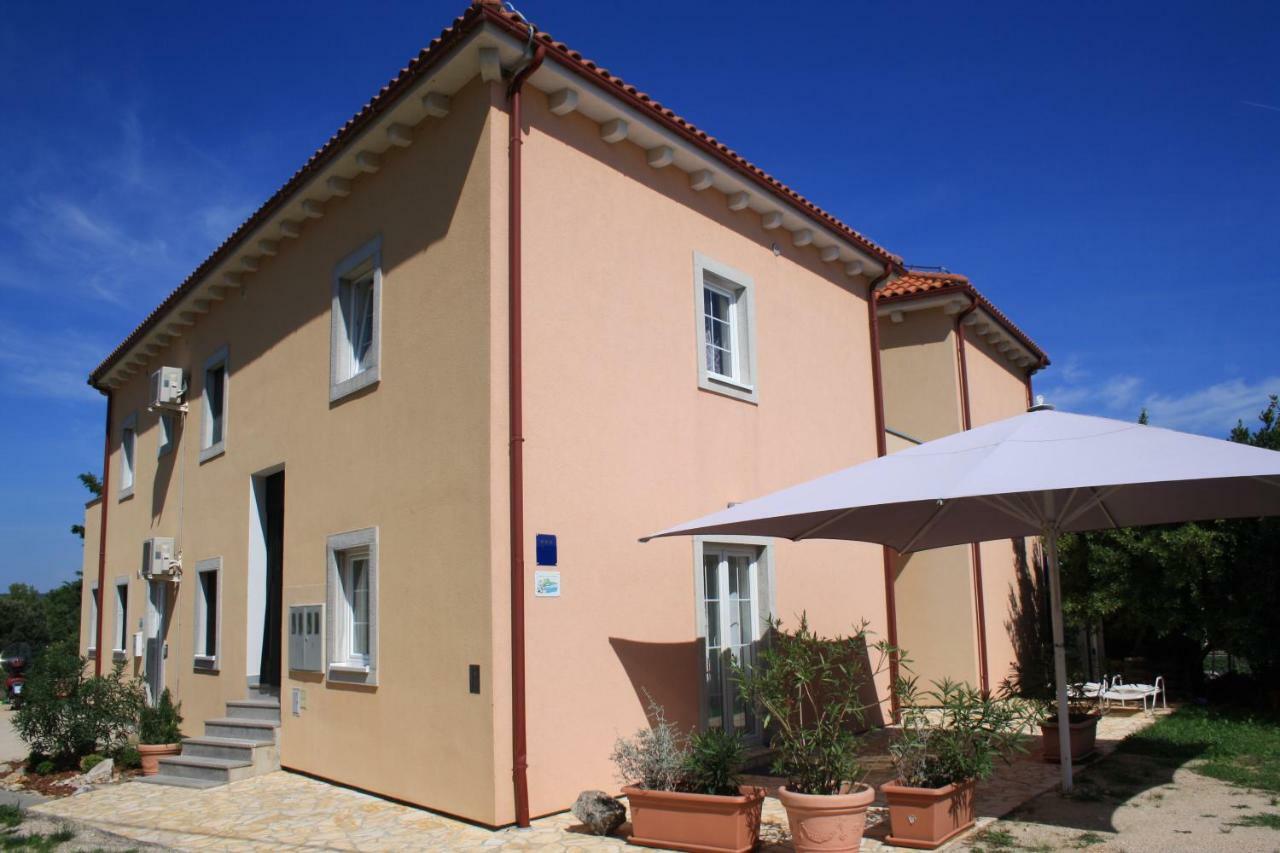 Apartments Pegla Nerezine Kültér fotó
